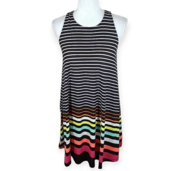 NO BOUNDARIES BLACK & WHITE STRIPE W/MULTICOLOR STRIPES SWING DRESS SZ.M EUC. - Picture 1 of 4